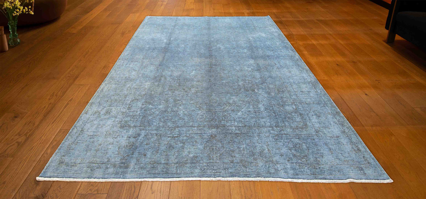 TURKISH "OUSHAK COLLECTION" RUG 5'6"X7'9"