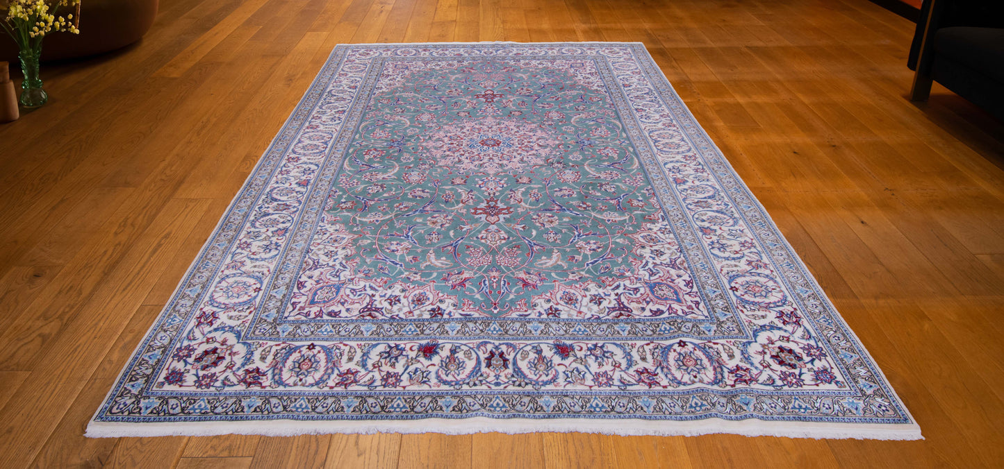 HAND MADE WOOL AND COTTON "NAIN" CARPET 5'X8'5"